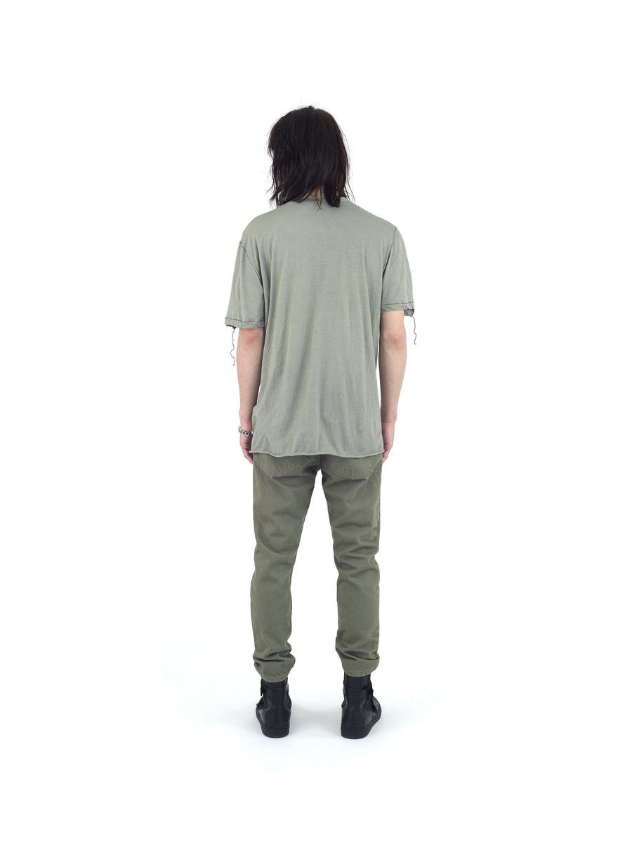 SHIFTED SEAM T-SHIRT IN TORSION JERSEY COTTON VOILE — MOSS