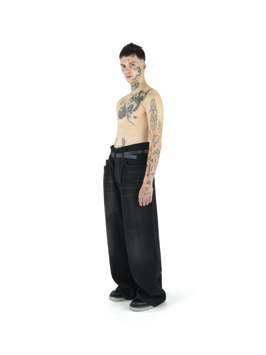 LE25 AGED DENIM OVERSIZED SKATER JEAN, HERITAGE RING DENIM — BLACK