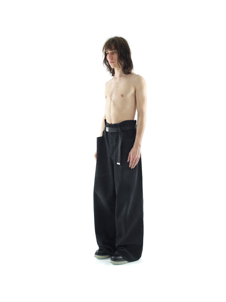 LE25 AGED DENIM OVERSIZED SKATER JEAN, HERITAGE RING DENIM — BLACK