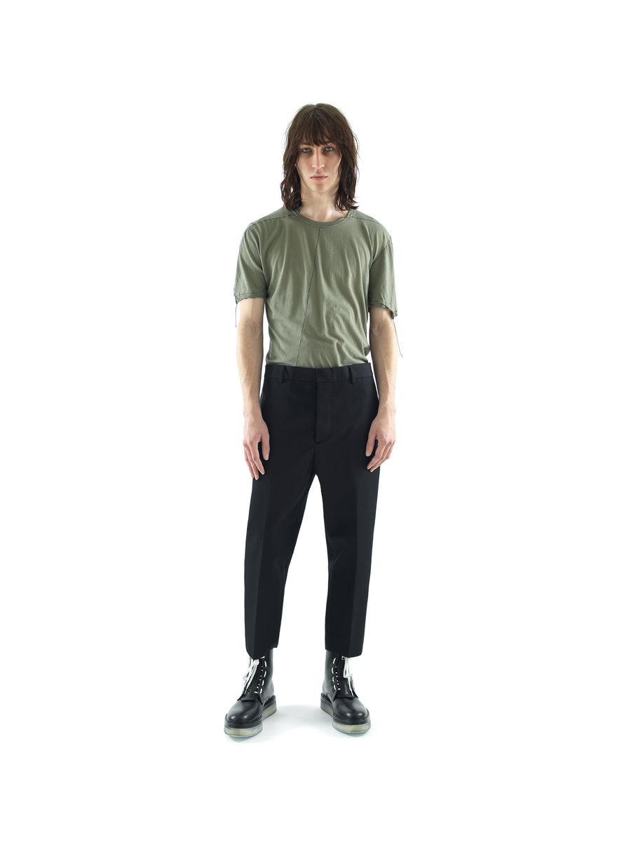 SHIFTED SEAM T-SHIRT IN TORSION JERSEY COTTON VOILE — MOSS