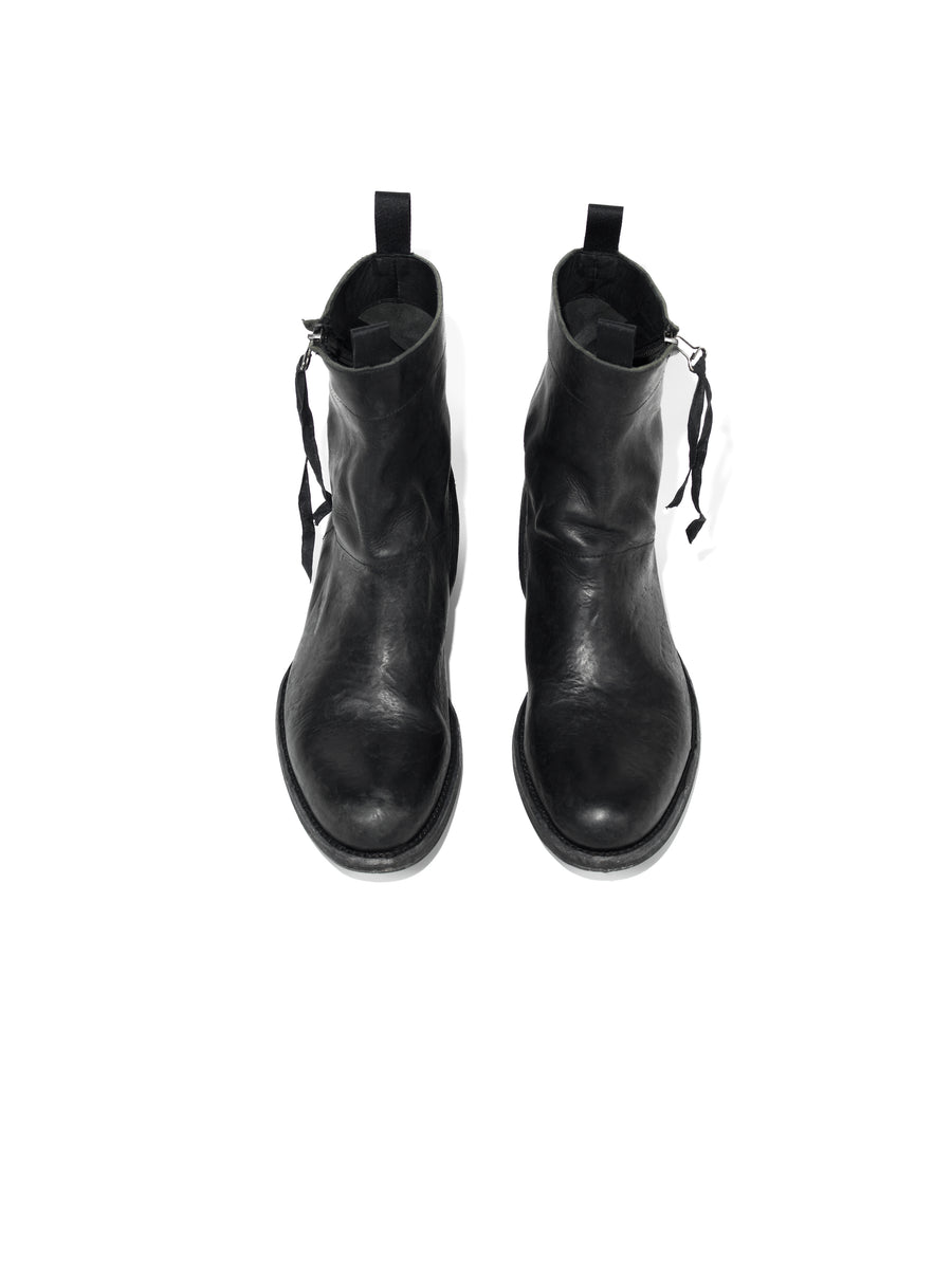 BLOCK HEEL TORSION ZIPPER BOOTS — BLACK