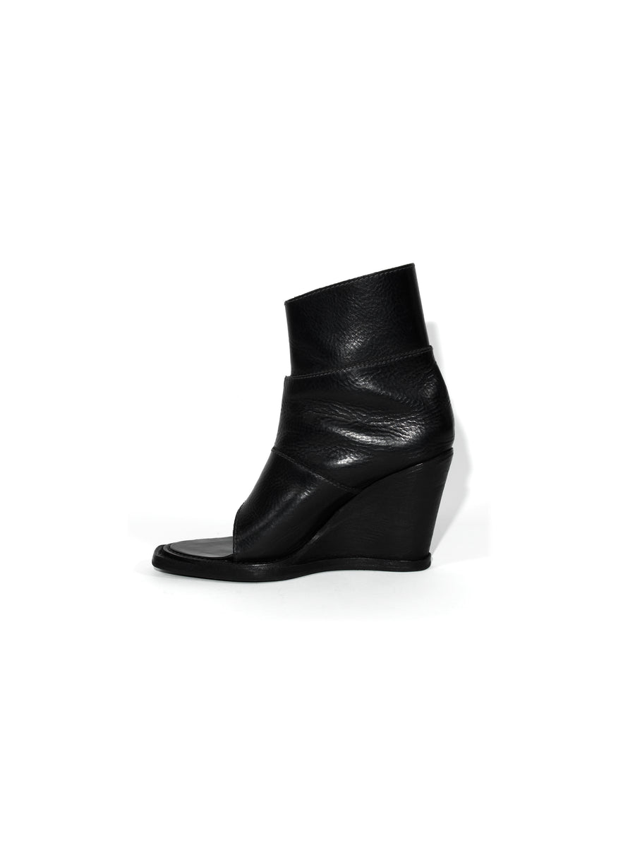 WEDGE HEEL OPEN STRAP SANDAL MINI-PLATEAU BOOTS  — BLACK