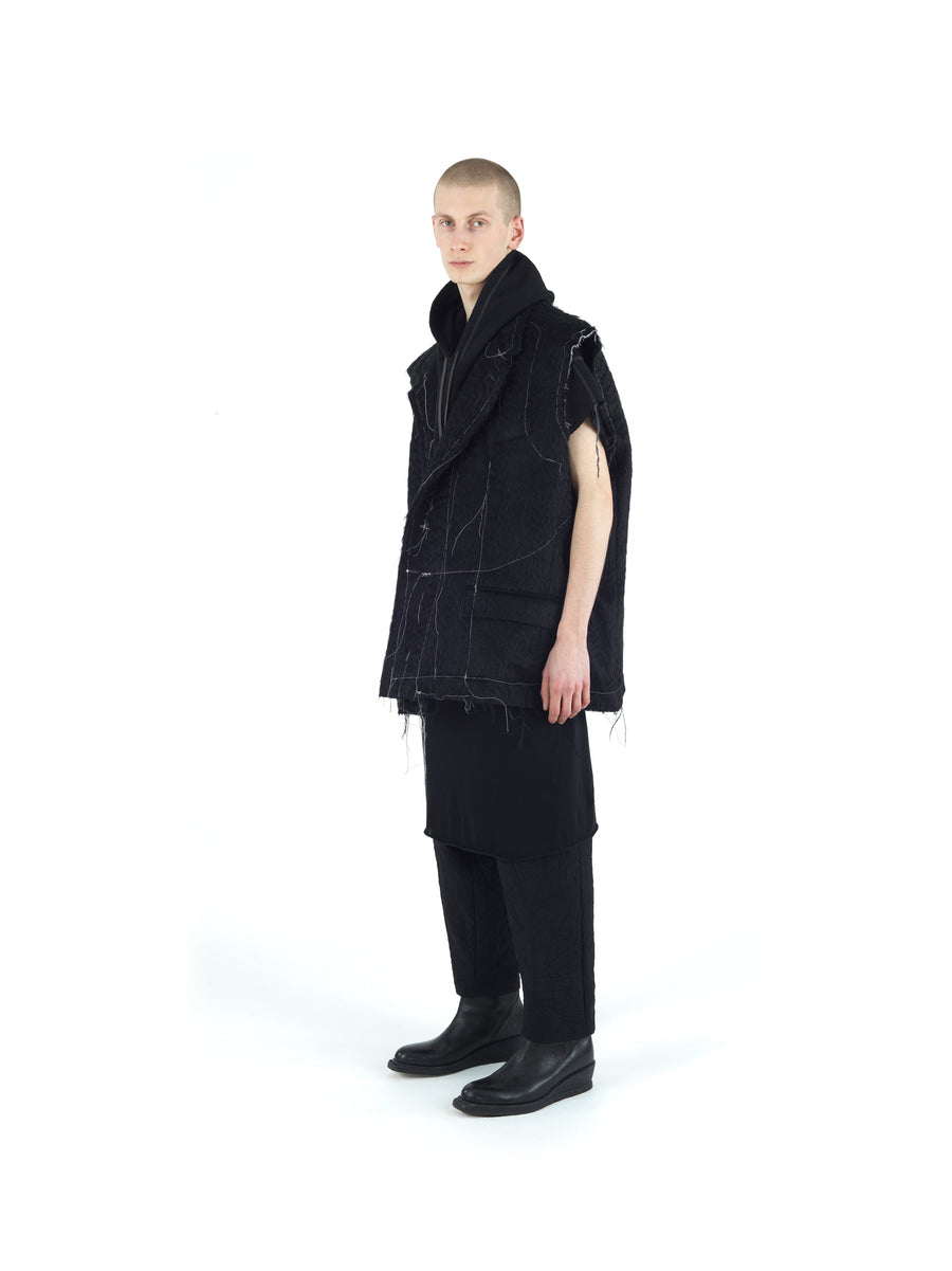 DEMI-FINISHED HAND TAILORED WOOL AND MOHAIR CROP SLEEVELESS COAT — BLACK