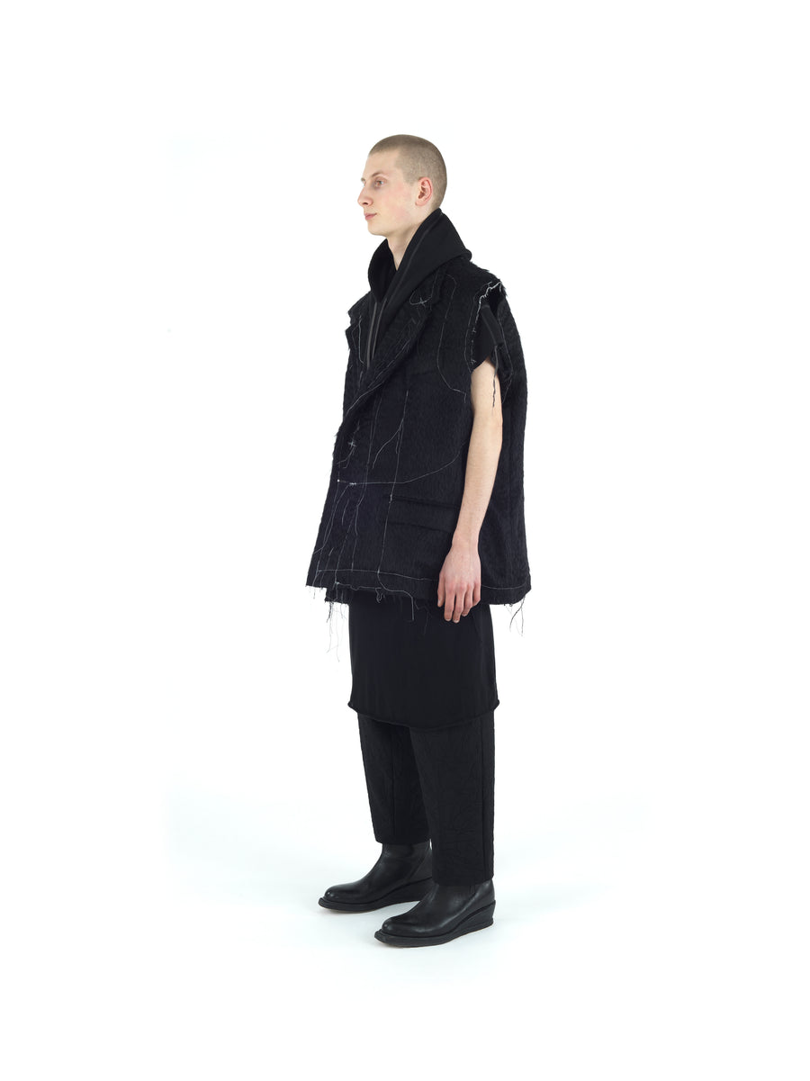 DEMI-FINISHED HAND TAILORED WOOL AND MOHAIR CROP SLEEVELESS COAT — BLACK