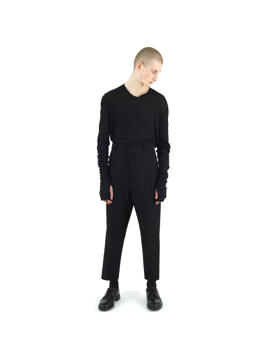 SHIFTED SEAM LONG SLEEVED T-SHIRT IN TORSION JERSEY COTTON VOILE — BLACK