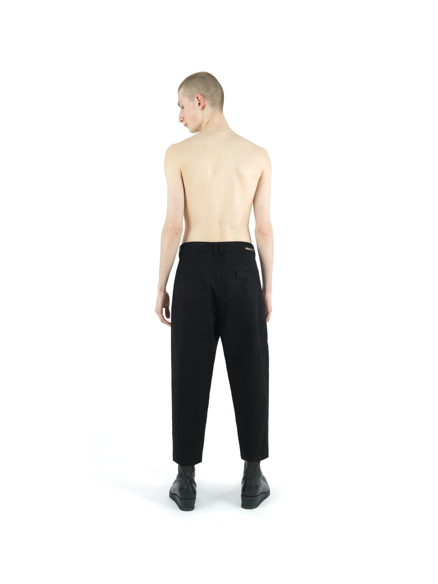 HERITAGE DRILL LOWERED CROTCH CHINO — BLACK