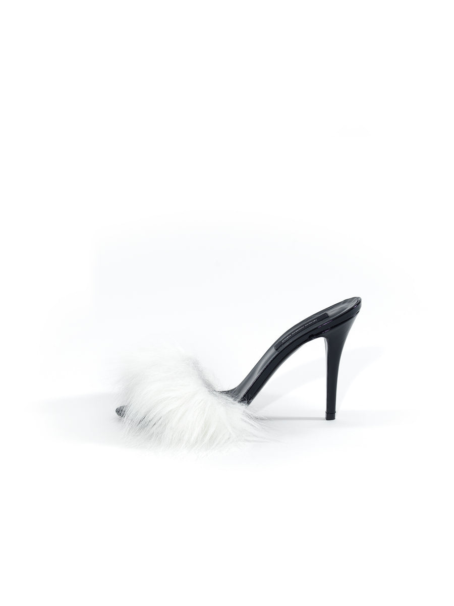 HIGH HEEL MULE WITH RECYCLED FUR CONTRAST TOE STRAP — BLACK / CREAM