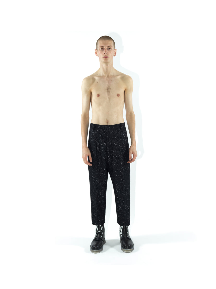 LE25 CARROT FIT, SINGLE PLEAT HAND TAILORED TROUSER IN JAPANESE SILVER TWEED FLANNEL — BLACK / SILVER