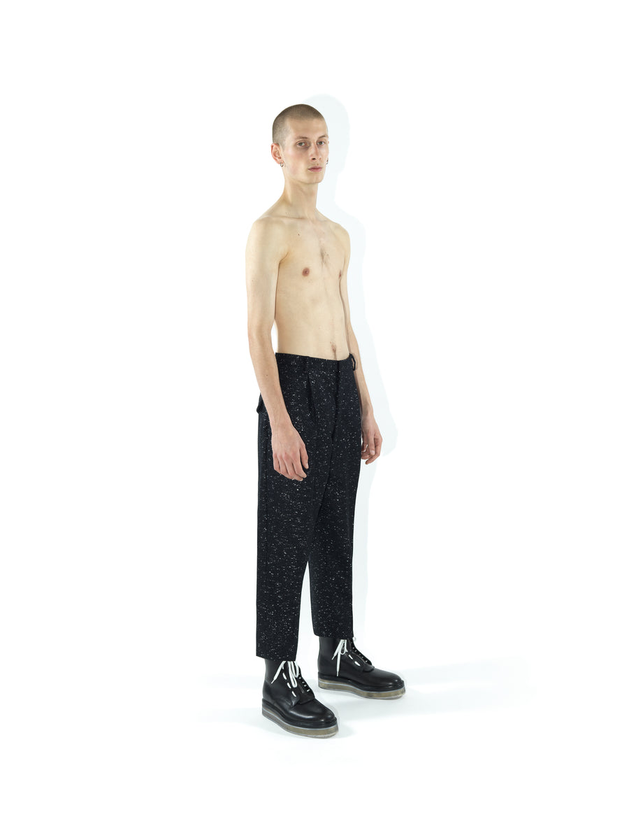 LE25 CARROT FIT, SINGLE PLEAT HAND TAILORED TROUSER IN JAPANESE SILVER TWEED FLANNEL — BLACK / SILVER